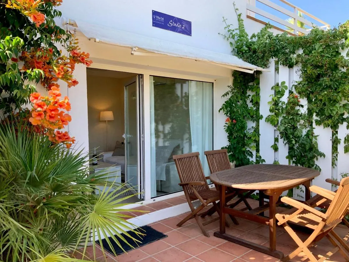 Studios Coll, Terrace & Pool Sant Marti d'Empuries İspanya