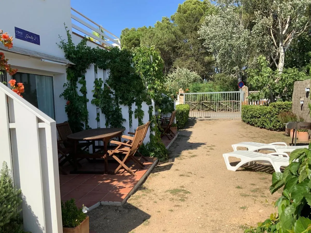 Studios Coll, Terrace & Pool Sant Marti d'Empuries 0*,  İspanya